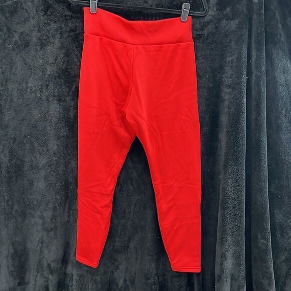 No boundaries pants   - Picture 2 of 4